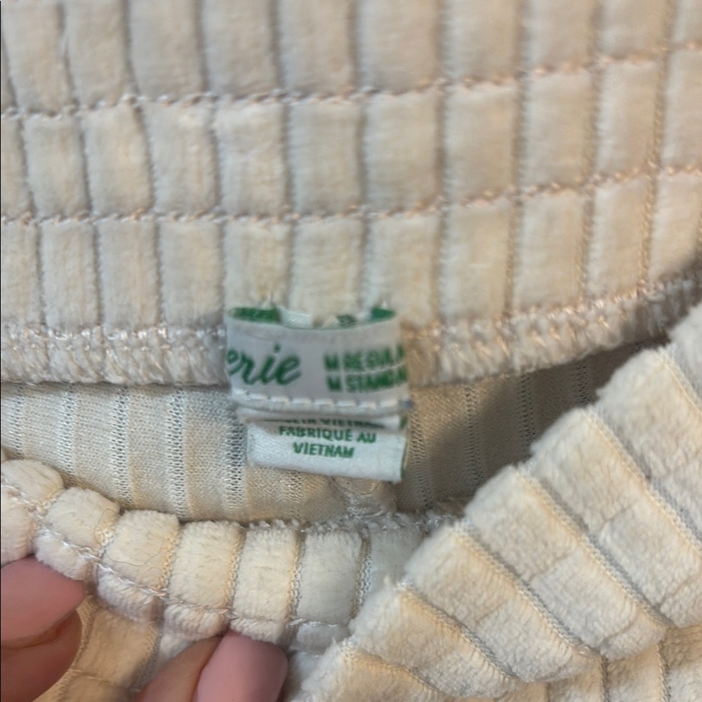 Aerie Cream Boot Cut Pants - Picture 4 of 4